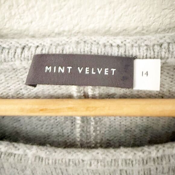 MINT VELVET | Alpaca Blend Gray Jumper Off White Damask Medallion | Size 14 - Picture 5 of 9